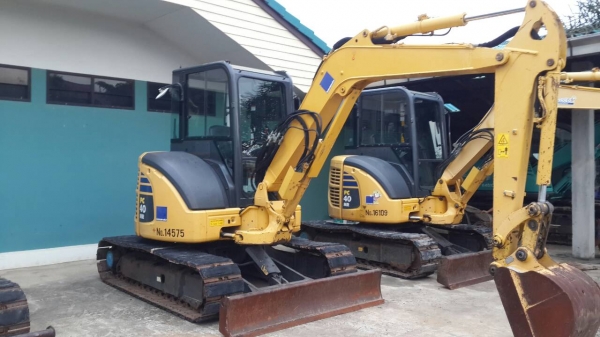 kOMATSU PC40MR-2 เก่าญี่ปุ่น สวยจัด 650,000 คับ kOMATSU PC40MR-2 เก่าญี่ปุ่น สวยจัด 650,000 คับ