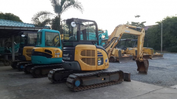 KOMATSU PC40MR-2 เก่าญี่ปุ่นแท้ๆนำเข้าโดนตรงสภาพสวยมาก ราคา650,000 คับ