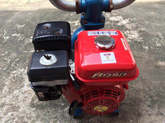 เครื่องยนต์ 4 จังหวะ คาวาม่า 6.5 แรง ต่อชนแท่นรดน้ำ ย่งเส็งเชียง อุปกรณ์ครบชุดพร้อมใช้งาน รายละเอียดตามรูป สภาพใหม่มาก ซื้อมาใช้ไม่กี่ครั้ง ตอนนี้ใช้ไฟฟ้าได้แล้วจึงเปลี่ยนไปใช้ไดโว่แทน ราคาต่อรองใด้