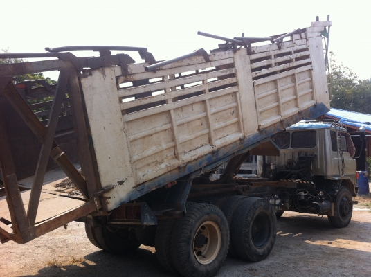 ( เปิดขายอีกรอบ ) HINO F17 วางเครื่อง HO7D  สองเพลา กระบะเหล็กดั๊ม เบรคทิฟฟี่