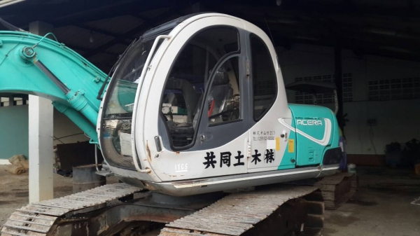 KOBELCO SK 100-2เก่าญี่ปุ่นสวย 4000 กว่าชั่วโมงราคาไม่แพง KOBELCO SK 100-2เก่าญี่ปุ่นสวย 4000 กว่าชั่วโมงราคาไม่แพง