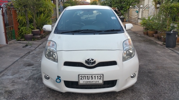 ขายโตโยต้า ยาริส ตัวTOP S limited ปุ่มสตาร์ท เครื่อง1.5 เกียร์ออโต้ พวงมาลัยมัลติฟังชั่น