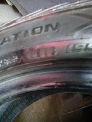 ขายยาง195 50 15 กู๊ดเยียร์มี3เส้นๆละ450บาท ขายยาง195 50 15 กู๊ดเยียร์มี3เส้นๆละ450บาท