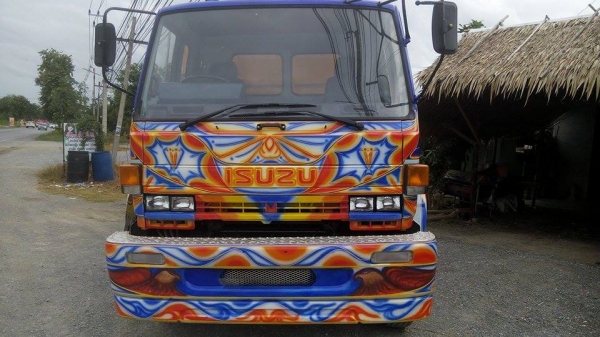 สิบล้ออีซูซุ เครื่อง210 แรงม้า กะบะเลส 830000 มีไฟแนนท์