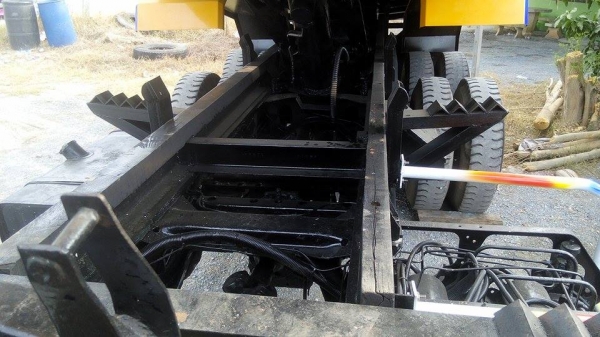 สิบล้ออีซูซุ เครื่อง210 แรงม้า กะบะเลส 830000 มีไฟแนนท์