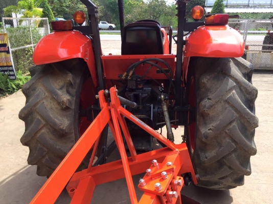 ขายรถไถ Kubota M6040SU (4WD) พร้อมดันหน้า ผานบุกเบิกช้าง รถสวย เครื่องดี พร้อมใช้งานครับ