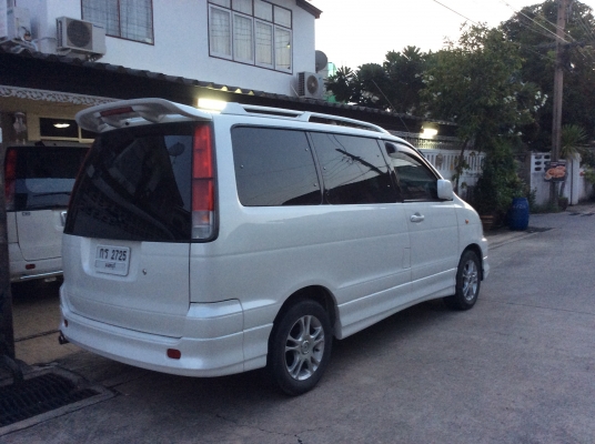 2011 toyota noah 2.0 พร้อมแก็สถังโดนัท รถหรูนำเข้า 2011 toyota noah 2.0 พร้อมแก็สถังโดนัท รถหรูนำเข้า