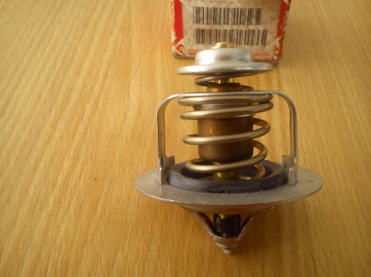 วาล์วน้ำ TOYOTA ตระกูล 4runner