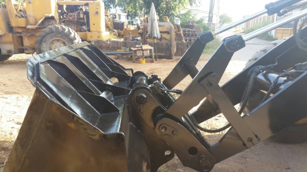 ขายรถตัก CAT IT12 สภาพสวย พร้อมใช้ พร้อมลุย