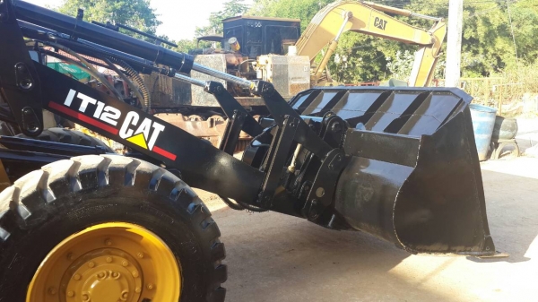 ขายรถตัก CAT IT12 สภาพสวย พร้อมใช้ พร้อมลุย