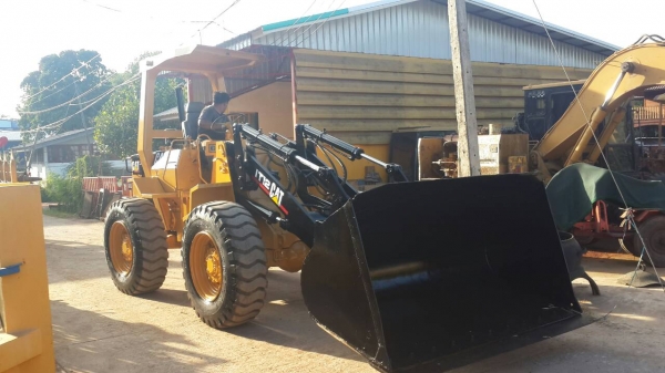 ขายรถตัก CAT IT12 สภาพสวย พร้อมใช้ พร้อมลุย