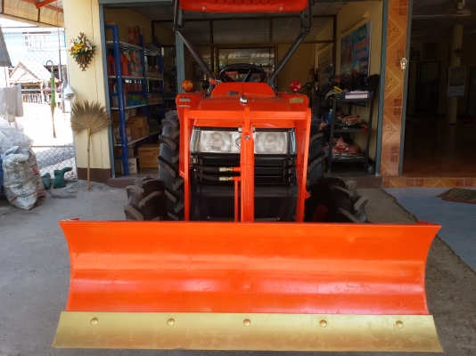 ปัญญาแทรคเตอร์..จัดมาให้ครับ ด่วน!!!คูโบต้า L3408  พร้อมใบมีดคานล่าง(ใหม่..สยามแทรคเตอร์)และโรตาลี่1.6ม. เล่มทะเบียนพร้อม จัดส่ง อ.เกาะคา จ.ลำปาง