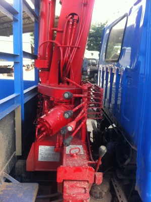 Isuzu NKR 110 เทรน Unic 2 ชัก 3 ท่อน ยางใหม่ 6 เส้น สภาพพร้อมใช้