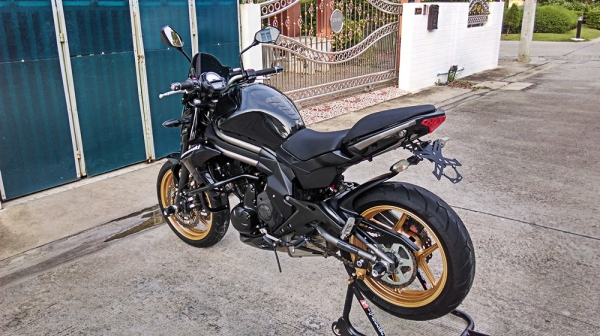 ขาย Kawasaki er6n ปี2012 สภาพสวยมีของแต่งพร้อมใช้ครับ