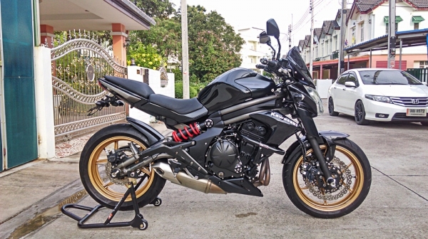 ขาย Kawasaki er6n ปี2012 สภาพสวยมีของแต่งพร้อมใช้ครับ