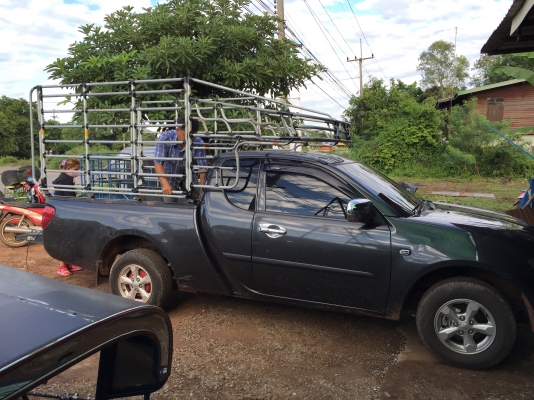 ขายคอกใส่มิตซูไทรทันแค็ป ขาย5000บาท อยู่ไทรน้อย0871691151