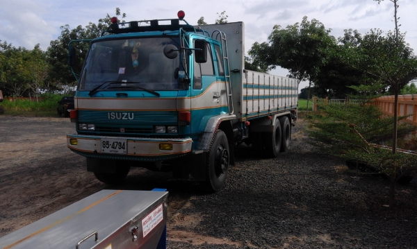 ขายอีซูซุ 210 เพลาเดียวเครื่องเดิมๆ