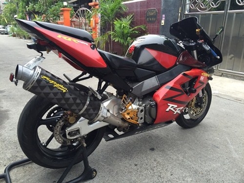 CBR 954RR ทะเบียนแท้ๆ 219,000 บาท รับซื้อขายแลกเปลี่ยนคับ