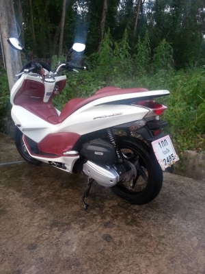 ขาย-แลกบึ๊กไบท์ HONDA PCX150 ปี56 บ้านๆวิ่ง9000กว่าโล สนใจติดต่อได้ครับ ขาย-แลกบึ๊กไบท์ HONDA PCX150 ปี56 บ้านๆวิ่ง9000กว่าโล สนใจติดต่อได้ครับ