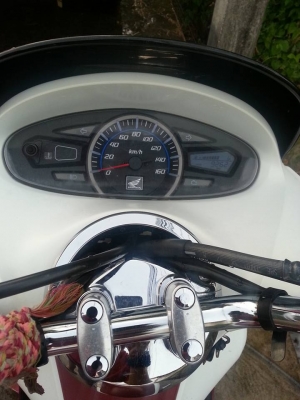 ขาย-แลกบึ๊กไบท์ HONDA PCX150 ปี56 บ้านๆวิ่ง9000กว่าโล สนใจติดต่อได้ครับ ขาย-แลกบึ๊กไบท์ HONDA PCX150 ปี56 บ้านๆวิ่ง9000กว่าโล สนใจติดต่อได้ครับ