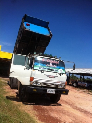 ขาย 10 ล้อ ดั้ม Hino รุ่น F18  2 เพลา  พร้อมใช้งาน แอร์เย็นฉ่ำ พวงมาลัยเพาเวอร์