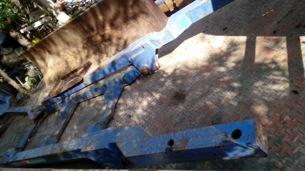 ขายดันหน้ารถไถฟอร์ด