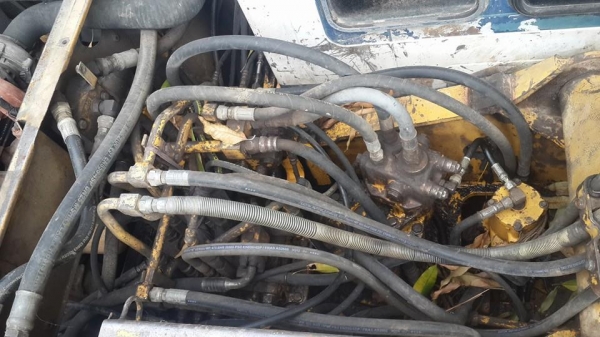 ขายรถแบ็คโค 120-5บูมเดิม เฟรมสวย เครื่องดี ไฟฟ้าตัด เอกสารใบซื้อขาย สภาพพร้อมลงทำงาน บุ้งกี๋2ชุด เอวดี ปั๊มแห้ง