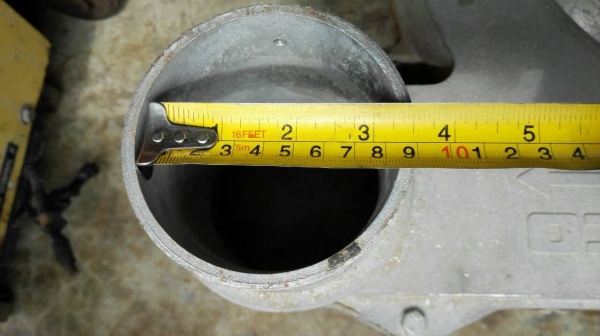 ** เหลือ 1 ตัว ** โบวเวอร์เสื้ออลูมิเนียม EMCO ขนาด 1/2 HP. 2880 RPM.220V. 2 สายไฟบ้าน รอบจัดลมแรง สภาพใหม่ พร้อมใช้งาน!!