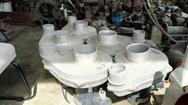 ** เหลือ 1 ตัว ** โบวเวอร์เสื้ออลูมิเนียม EMCO ขนาด 1/2 HP. 2880 RPM.220V. 2 สายไฟบ้าน รอบจัดลมแรง สภาพใหม่ พร้อมใช้งาน!!