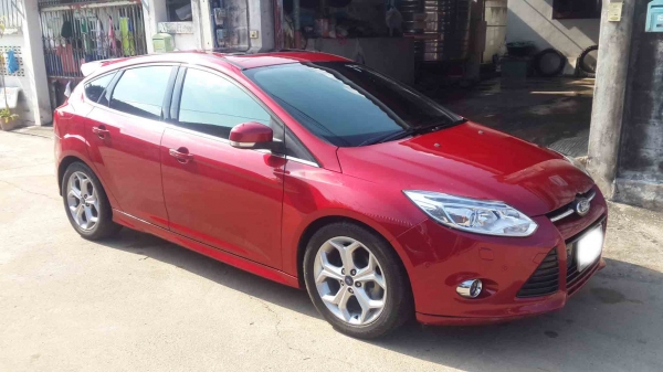FORD FOCUS 5DR 2.0 S ปี 12 สีแดงๆ สภาพดี Full option พร้อมใช้งานครับขายถูกๆ FORD FOCUS 5DR 2.0 S ปี 12 สีแดงๆ สภาพดี Full option พร้อมใช้งานครับขายถูกๆ