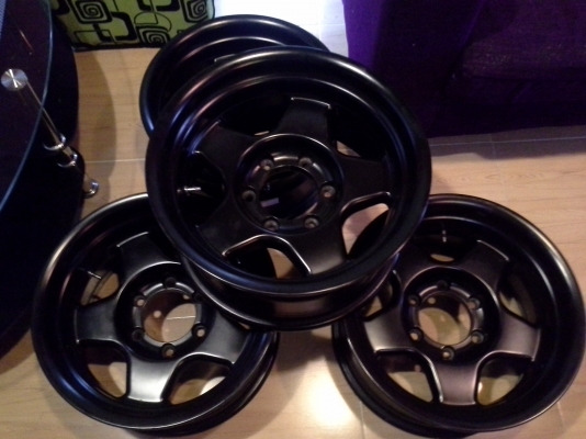 แม็กลายเบรดเล่ย์ ขอบ16 ออฟลบ25 สภาพใช้งานเดือนเดียว 4วง 9000-