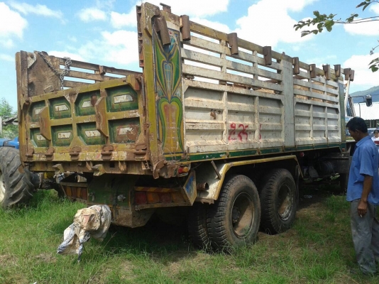 ขาย 10 ล้อดั้ม HINO ZM เครื่อง EK100 260 แรงม้า คัสซีสวยตลอดเส้น มีระบบลำโพงลากพ่วง ยางเต็ม ทะเบียนพร้อมโอน ขาย 10 ล้อดั้ม HINO ZM เครื่อง EK100 260 แรงม้า คัสซีสวยตลอดเส้น มีระบบลำโพงลากพ่วง ยางเต็ม ทะเบียนพร้อมโอน