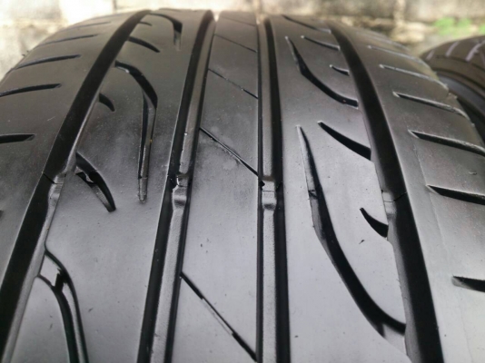 ขายยาง 215/55R17 DUNLOP LM704  ยางสัปดาห์ที่35ปี14  ดอกยางหนาสดเท่ากันไม่แตกลายไม่ร้าวไม่กินข้างไม่มีปะสวยๆ จำนวน 1 ชุด