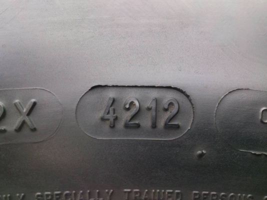 ขายแม็ก TOYOTA VIGO CHAMP ขอย17 พร้อมยาง มิชลิน 265/65R17 ปี12 สวยๆ จำนวน 1 ชุด พร้อมน๊อตแท้ 24 ตัว