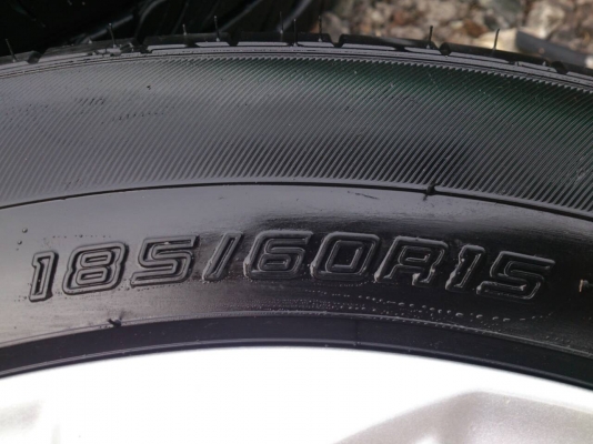 ขายแม็กถอดป้านแดง TOYOTA VIOS ขอย15 พร้อมยาง DUNLOP 185/60R15 ยางสัปดาห์ที่41ปี14 ตุ่มหน้ายางยังอยู่ สวยๆ จำนวน 1 ชุด พร้อมน๊อตแท้ 16 ตัว ขายแม็กถอดป้านแดง TOYOTA VIOS ขอย15 พร้อมยาง DUNLOP 185/60R15 ยางสัปดาห์ที่41ปี14 ตุ่มหน้ายางยังอยู่ สวยๆ จำนวน 1 ชุด พร้อมน๊อตแท้ 16 ตัว
