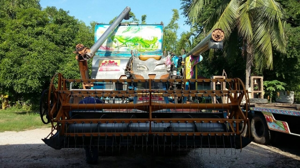 ขายด่วนรถเกี่ยวข้าวพร้อมเทนเลอร์ อซูซุ 6HE ตัวเดิน 12 ปั๊ม 12 ไดกิ้น มอเตอร์ 12 คายาบ้า เทลเลอร์ มิตซู 6D15 สถาพดีทั้งคู่พร้อมเกี่ยว โทรสอบถามหรือดูรถได้ครับ (จ.ชัยนาท)