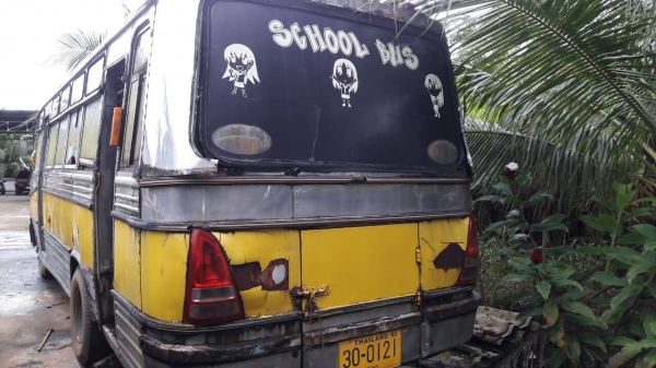 ขายรถมินิบัส HINO KM310 เครื่อง EH700 168 แรงม้า ยาว 5 เมตร ราคา 120000