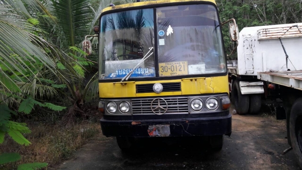 ขายรถมินิบัส HINO KM310 เครื่อง EH700 168 แรงม้า ยาว 5 เมตร ราคา 120000