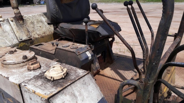 ขายรถแบคโฮ KOMATSU PC20-3 ราคา 150000