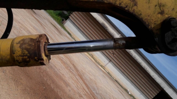 ขายรถแบคโฮ KOMATSU PC20-3 ราคา 150000