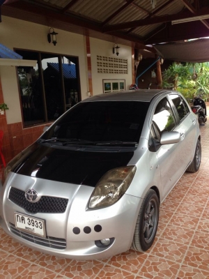 ขายรถเก๋งยาริสปี2006 เกียร์ออโต้ เครื่อง1500cc ติดแก๊ส