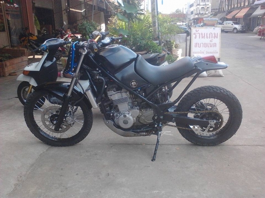 ขายแลก โมตาท คาวา KLE400 ทะเบียนแท้ แต่งๆ