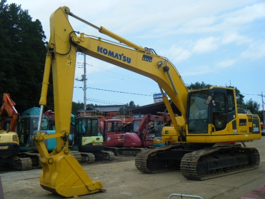 ขายรถขุด KOMATSU PC200-8N1 เก่าญี่ปุ่น สนใจติดต่อโทร 087-5622104