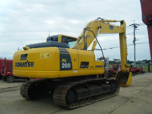 ขายรถขุด KOMATSU PC200-8N1 เก่าญี่ปุ่น สนใจติดต่อโทร 087-5622104