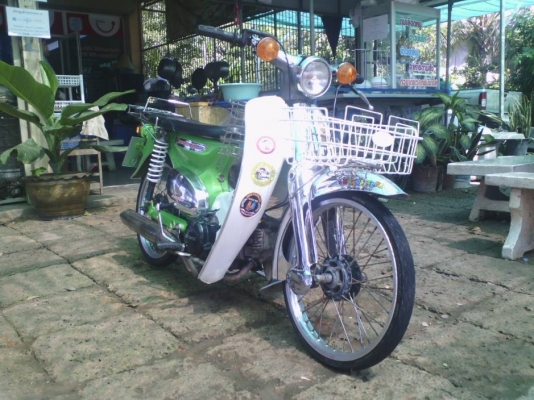 ขาย C70 เครื่องสเเมส110 รถพร้อมใช้งาน ไฟติดหน้า-หลัง ล้อ DID เเท้ หน้า-หลัง ท่อผ่าเสียงเพราะๆ เอกสารสำเนาเล่มโครง+ใบซื้อขายจากทางร้าน ค่าตัว 7900 บาท สนใจทักเเชทหรือโทร.089-8054390 โอ๋ อยู่จังหวัด ลพบุรี