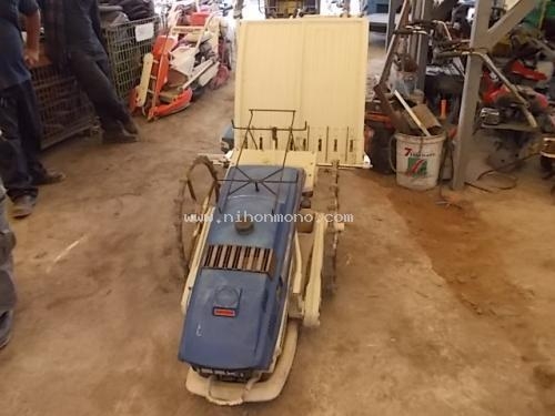 รถปลูกข้าวดำนาแบบเดินตาม ISEKI   PF251-80   รหัสสินค้า : 80802834 Line ID: nihonmono  หรือเพิ่มเติมไดที่ www.nihonmono.com