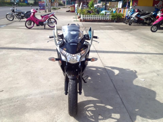 ฮอนด้า CBR 250 สีเทา - ดำ ปี 54 สภาพสวย ๆ ใส ๆ เดิม ๆ ราคา เบา ๆ