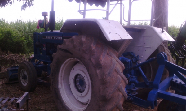 ขาย รถไถ FORD 6600 T3 มีเอกสารจดทะเบียน