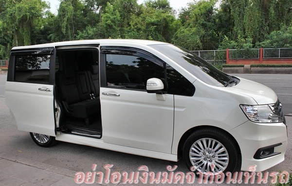 เจ้าของเดียว บอดี้เดิมทั้งคัน ไมล์น้อย รถสวยพร้อมใช้