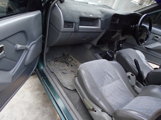 เจ้าของขายเอง ISUZU ดราก้อน 2.5 ปี 43 เครื่องดีแน่นไม่มีไอแอร์ฉ่ำสอาด พาวเวอร์ไลย์เนอ ต่อลองได้ครับ